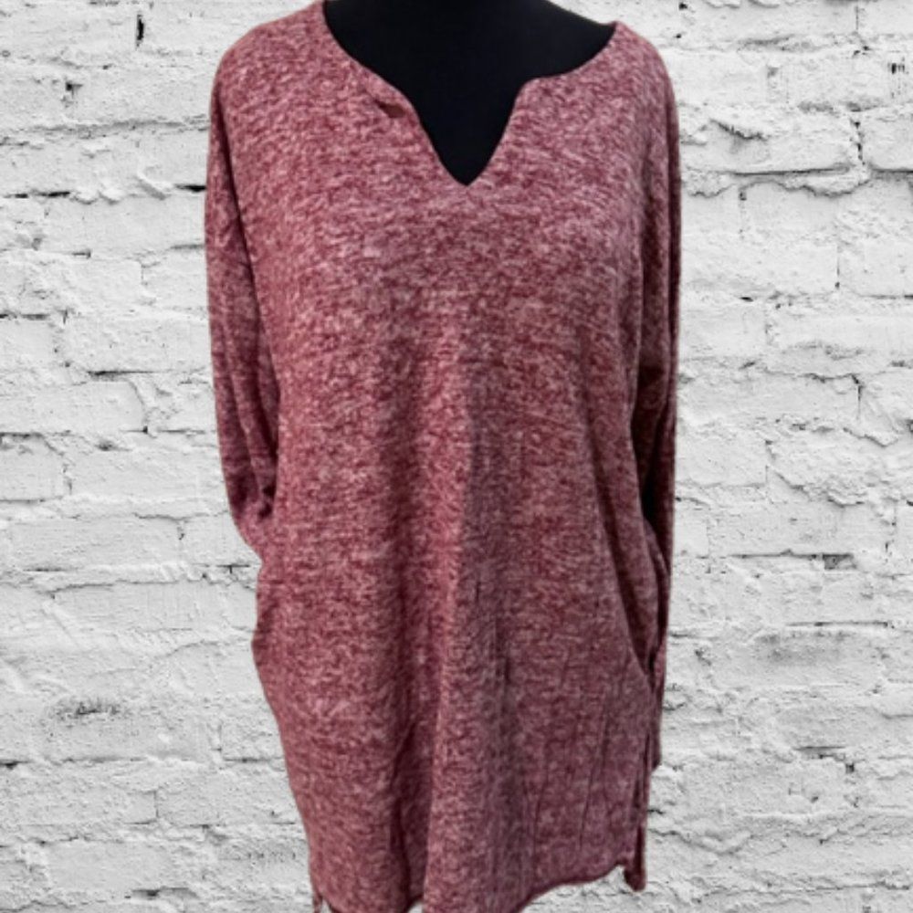 Red Heathered Long Sleeve Top T63019M Medium NWT Boutique